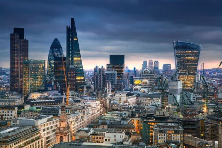 Ones to Watch in Hedge Funds 2016